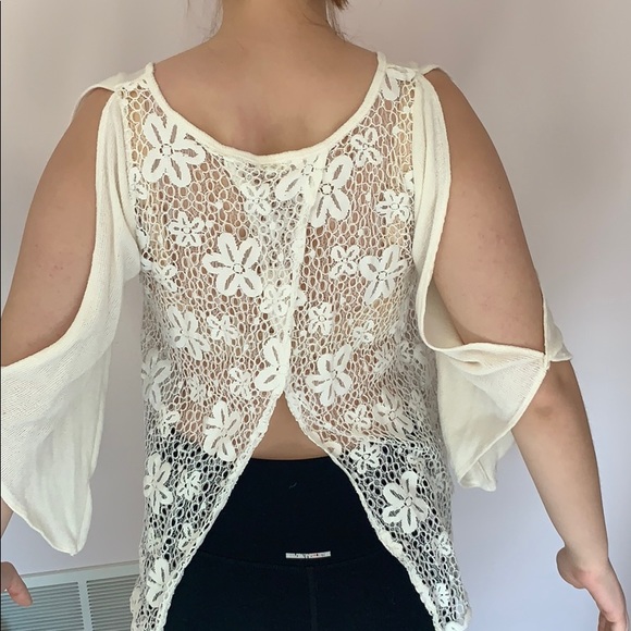 Hollister White Lace Open-Back Open-Arm Top - Picture 4 of 5